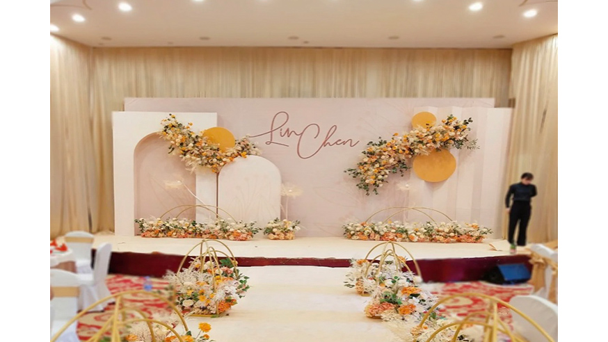 婚礼布置 舞台 过道 娱丝儿